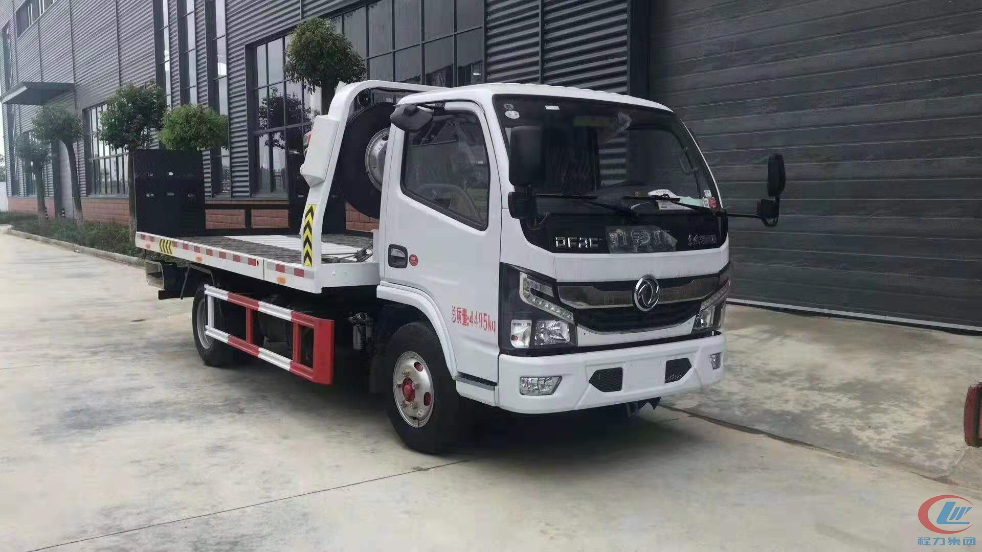 湖北bg大游东风凯普特一拖二清障车侧面图