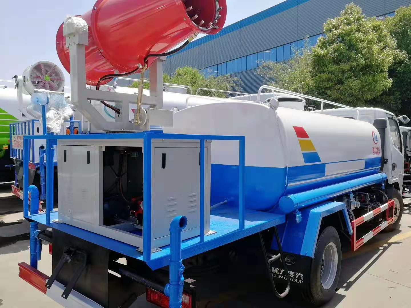 bg大游威牌东风5方雾炮洒水车