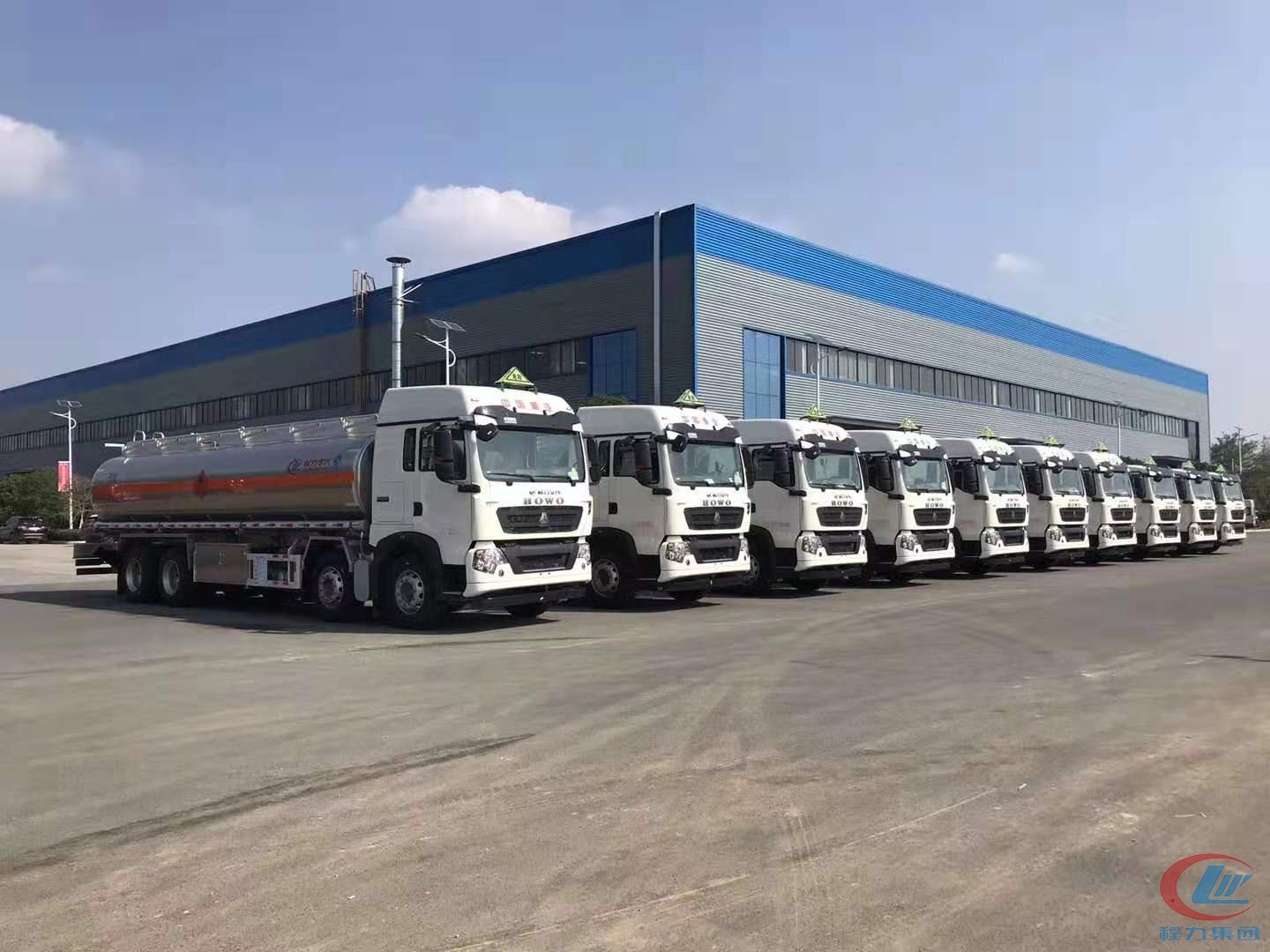 bg大游集团油罐车批量订单发车